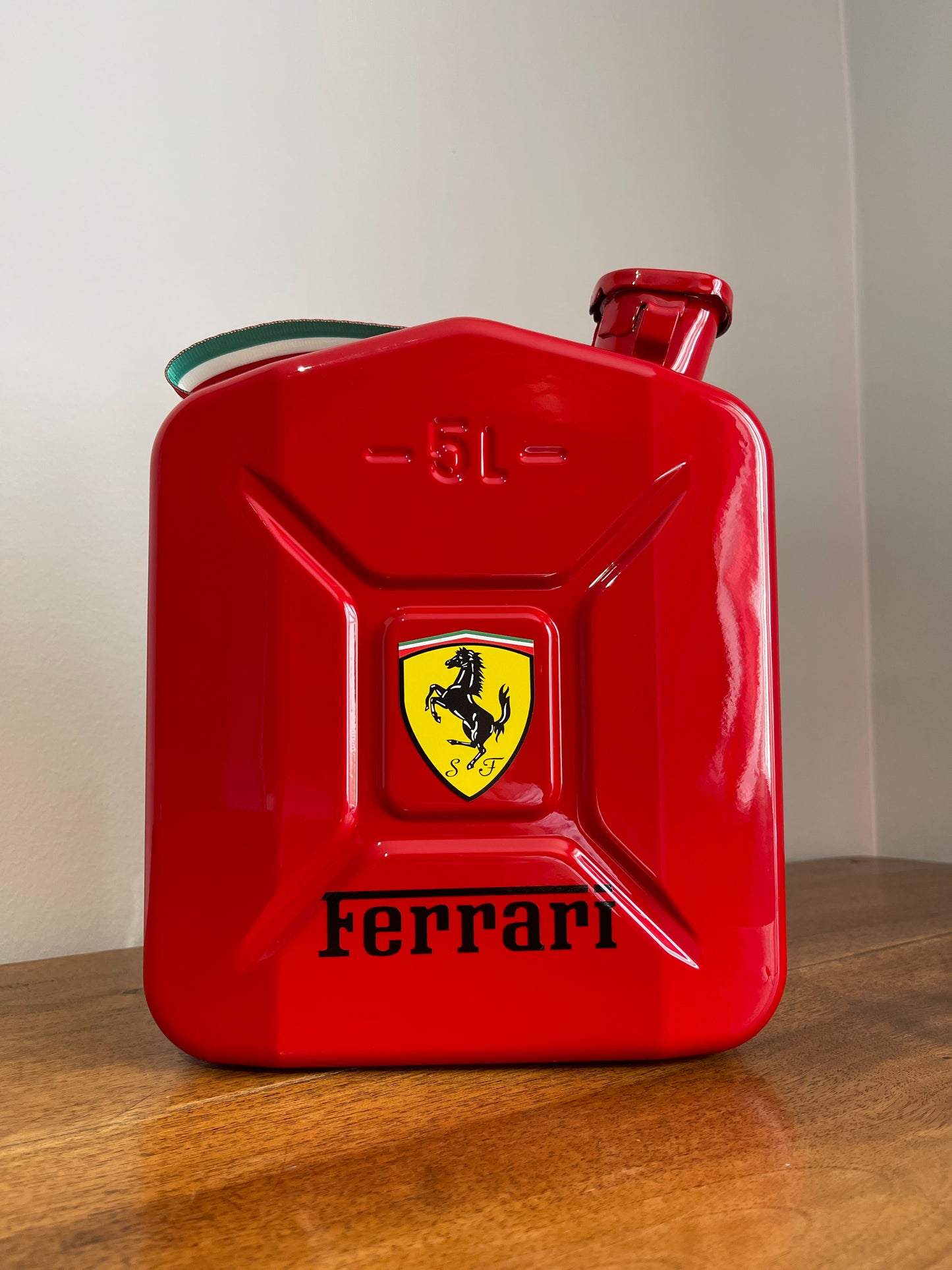 JERRICAN FERRARI (1/3 EXEMPLAIRES)