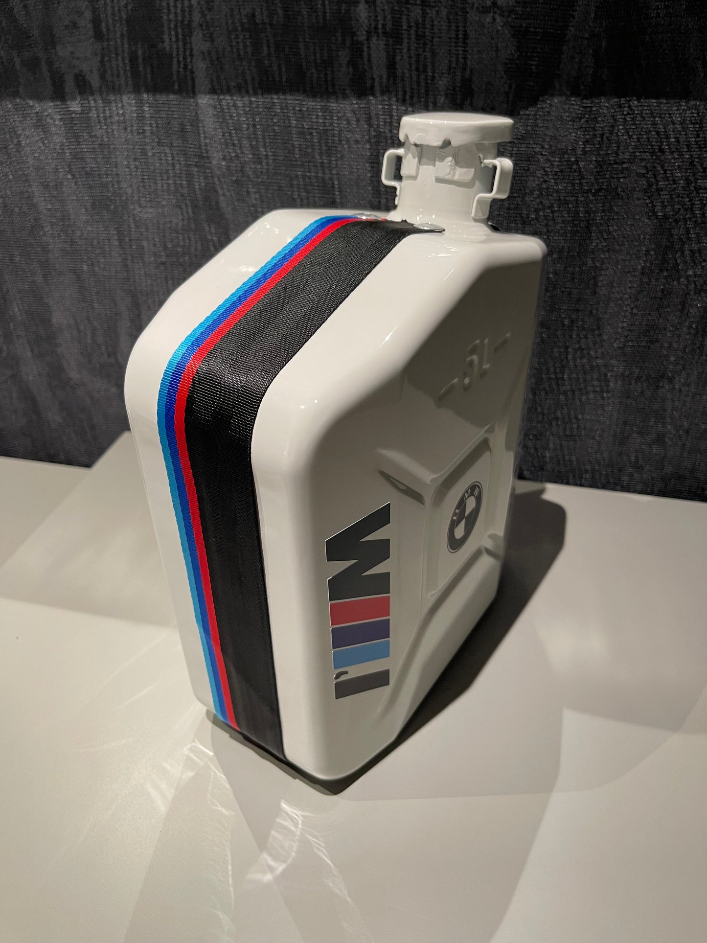 JERRICAN BMW (1/4 EXEMPLAIRES)