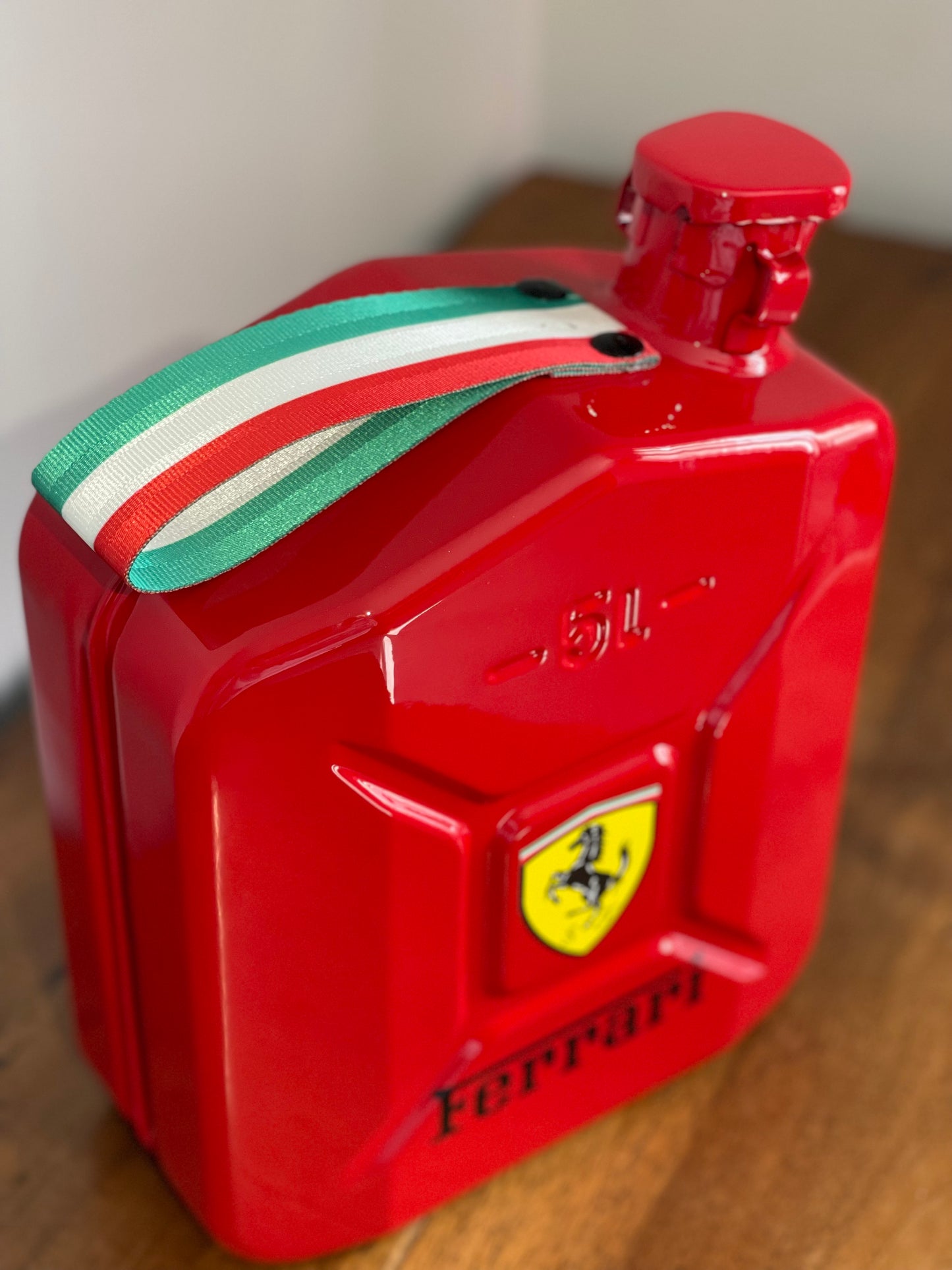 JERRICAN FERRARI                         (1/3 EXEMPLAIRES)