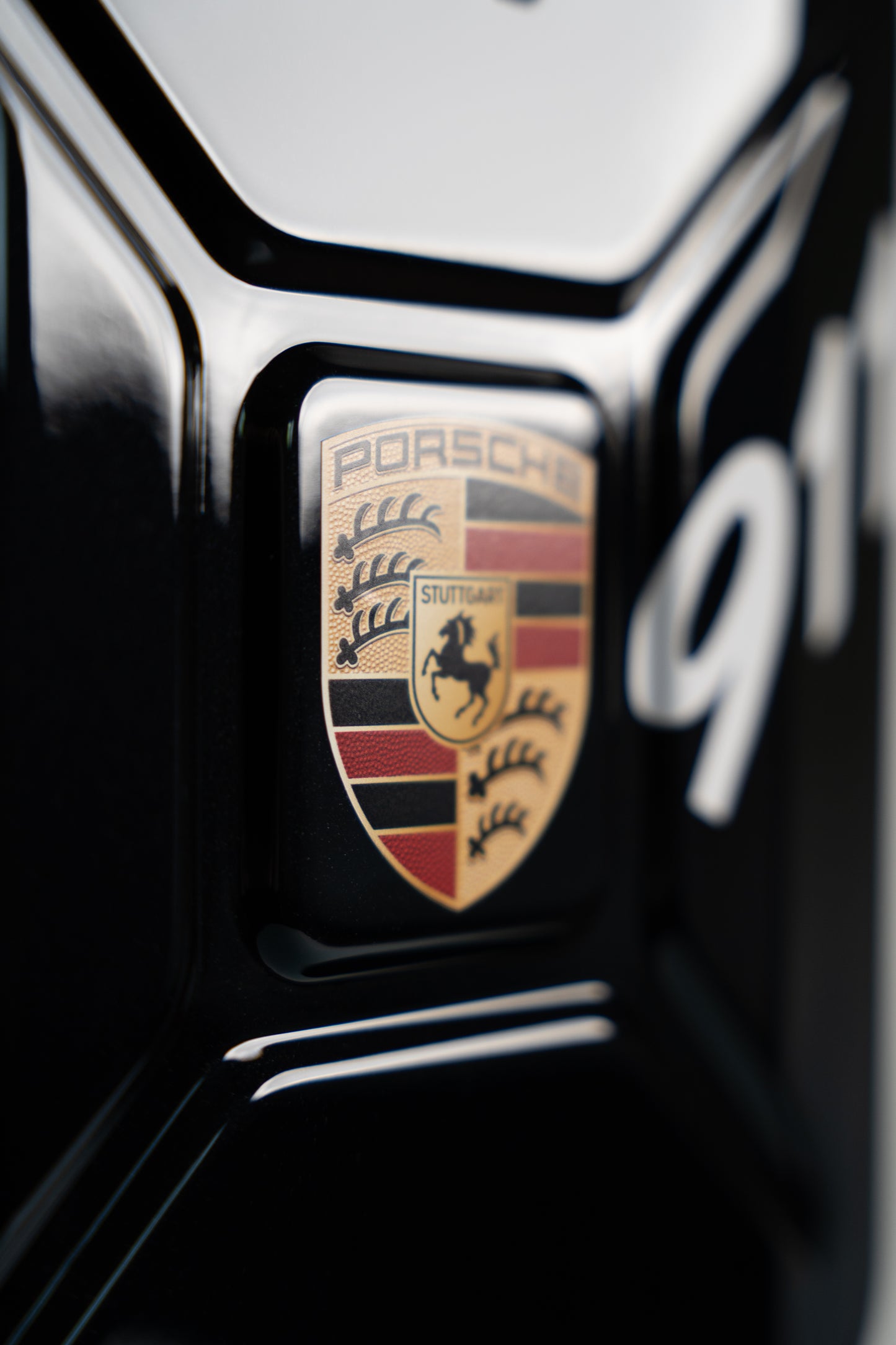 JERRICAN PORSCHE 911                 (2/3 EXEMPLAIRES)