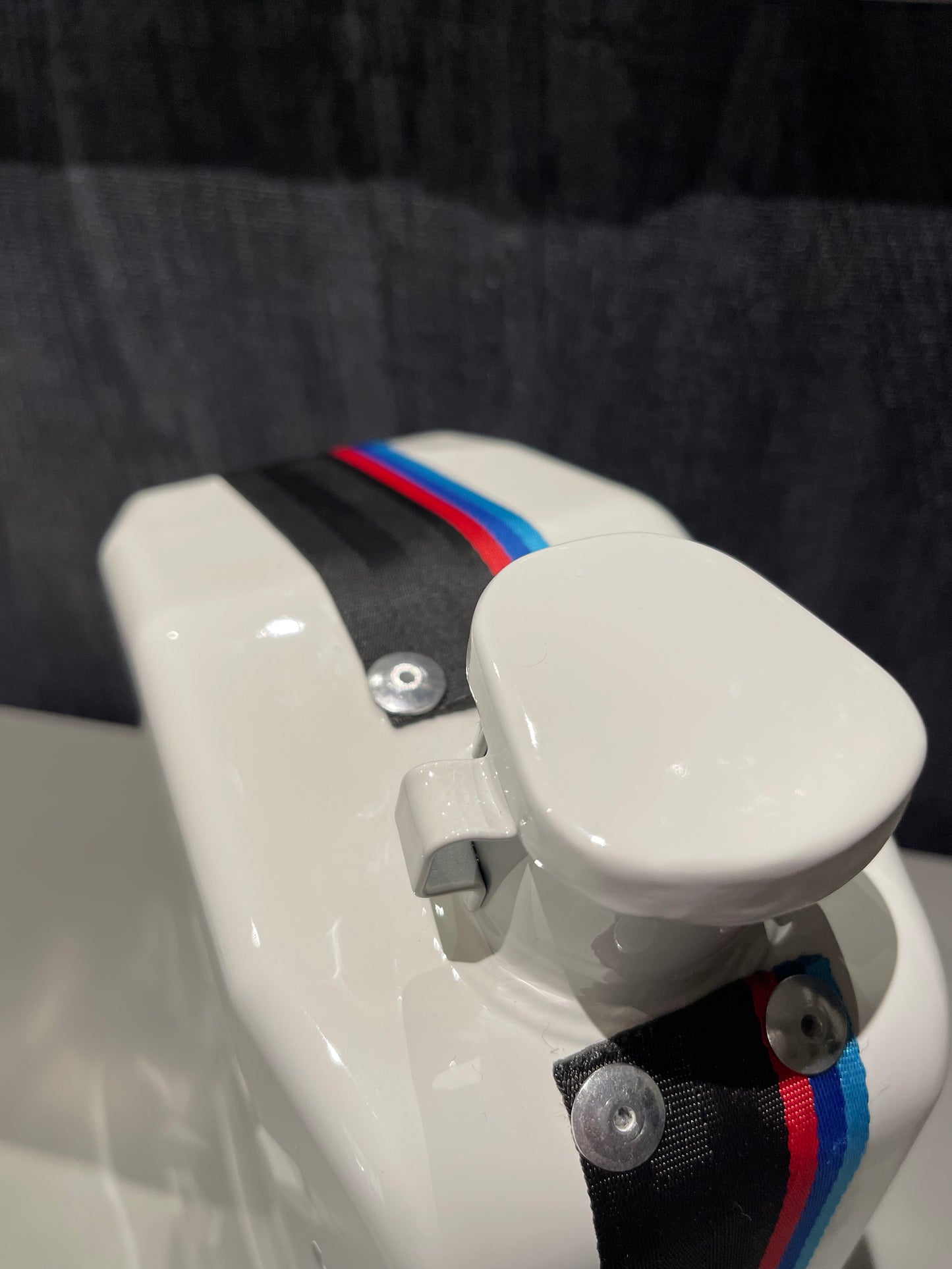JERRICAN BMW (1/4 EXEMPLAIRES)